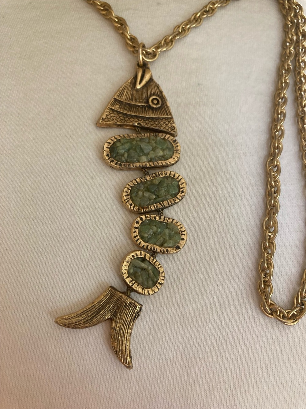 Articulated Fish with Green Stones Vintage Pendant Necklace
